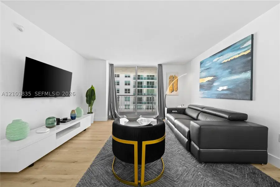 1200 Brickell Bay #1907, Miami, FL 33131 - #2