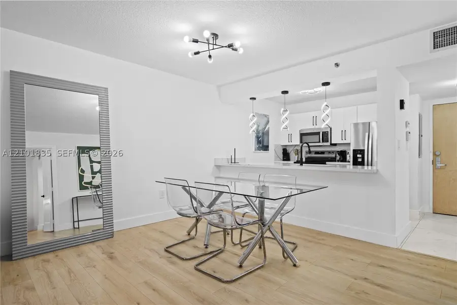1200 Brickell Bay #1907, Miami, FL 33131 - #3
