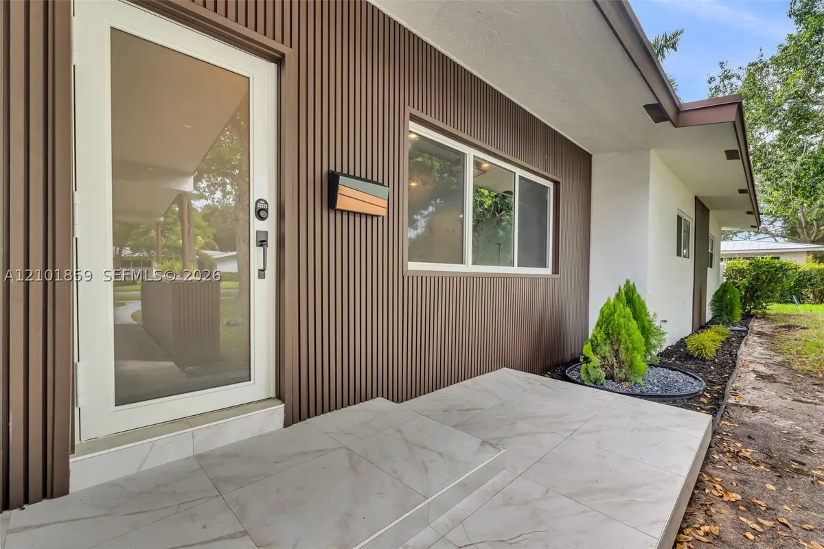 724 Garden, Plantation, FL 33317 - #1