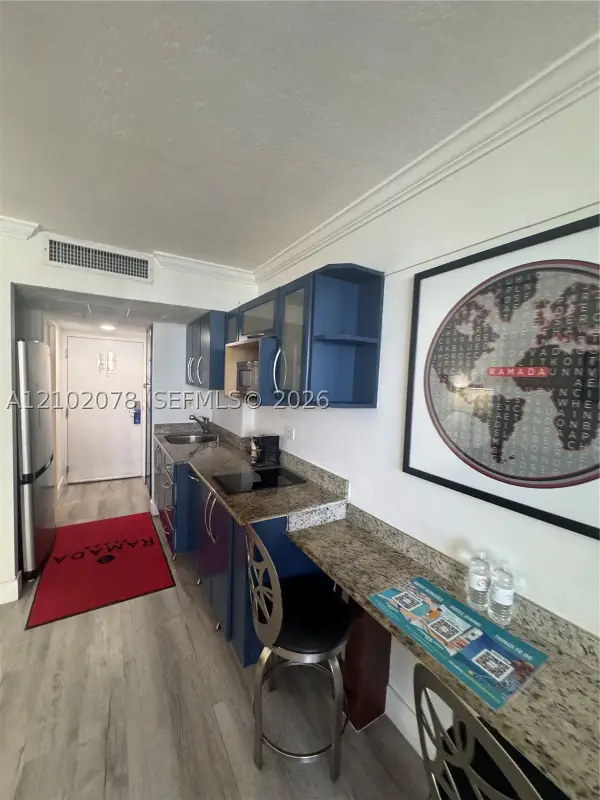 19201 Collins #918, Sunny Isles Beach, FL 33160