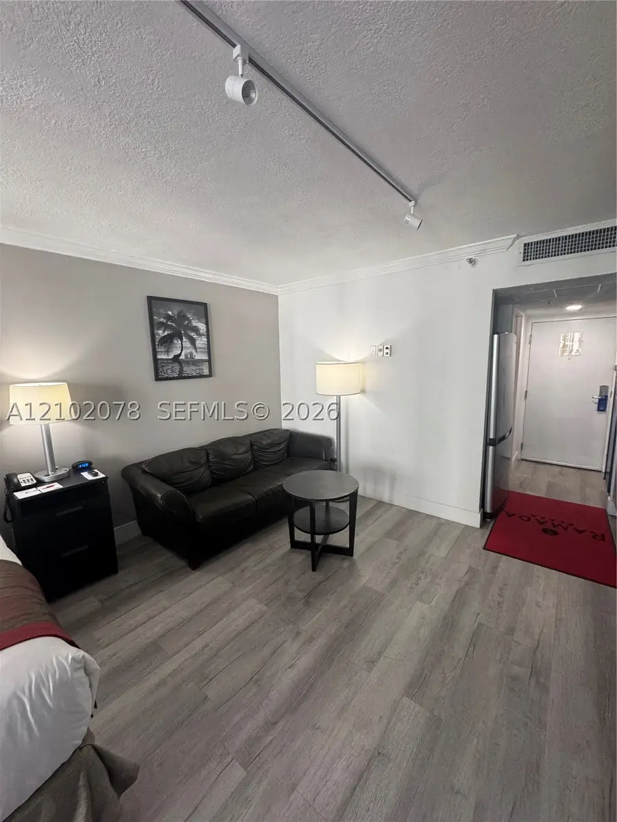 19201 Collins #918, Sunny Isles Beach, FL 33160 - #3