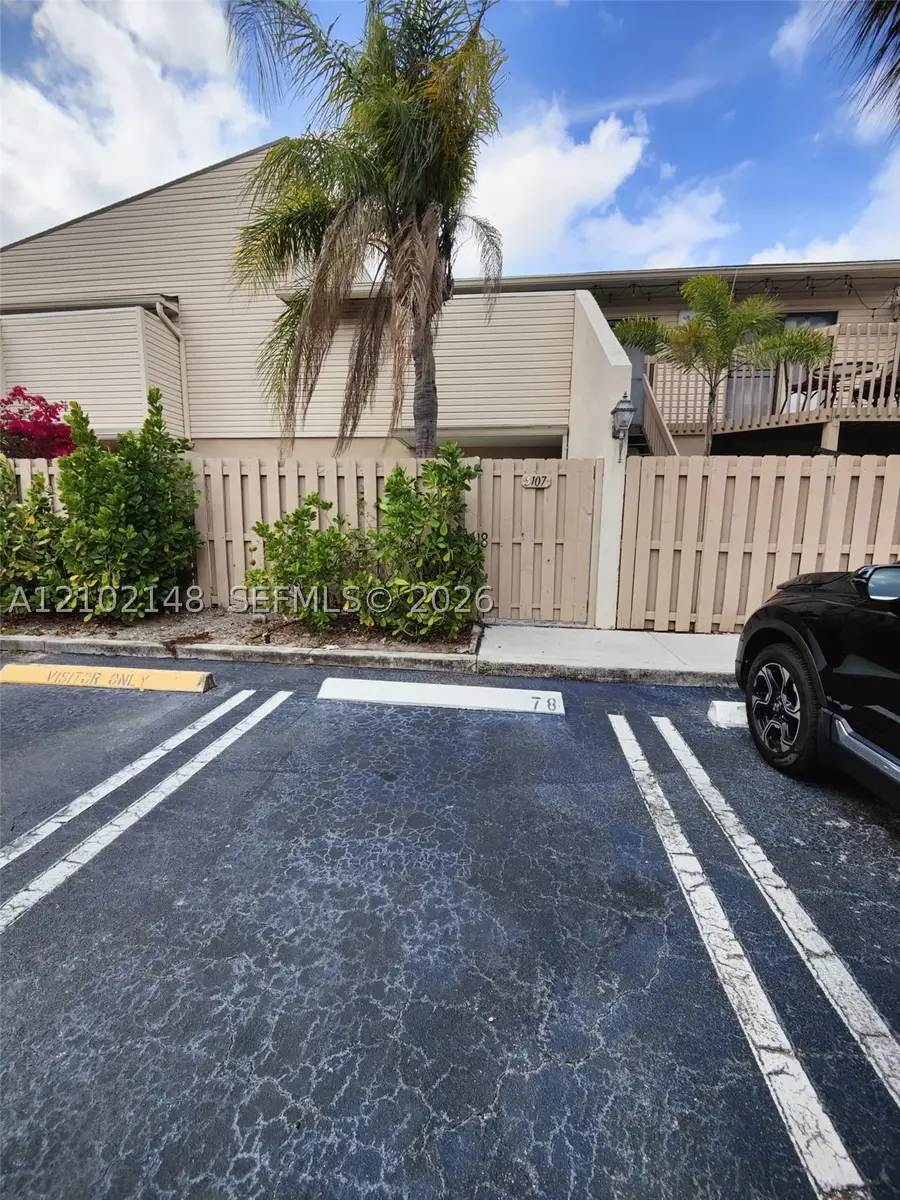 616 Executive Center #107, West Palm Beach, FL 33401 - #2
