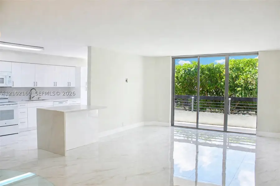19101 NE 36th #302, Aventura, FL 33180 - #2