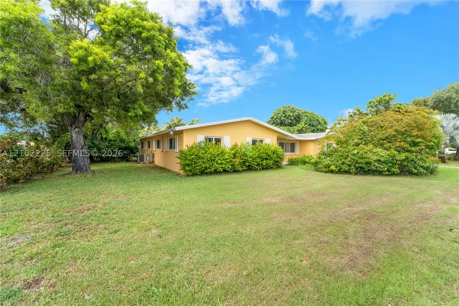 17720 SW 89th, Palmetto Bay, FL 33157 - #2
