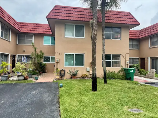 7033 NW 169th #7033, Hialeah, FL 33015