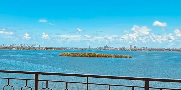 11111 Biscayne #16A, Miami, FL 33181