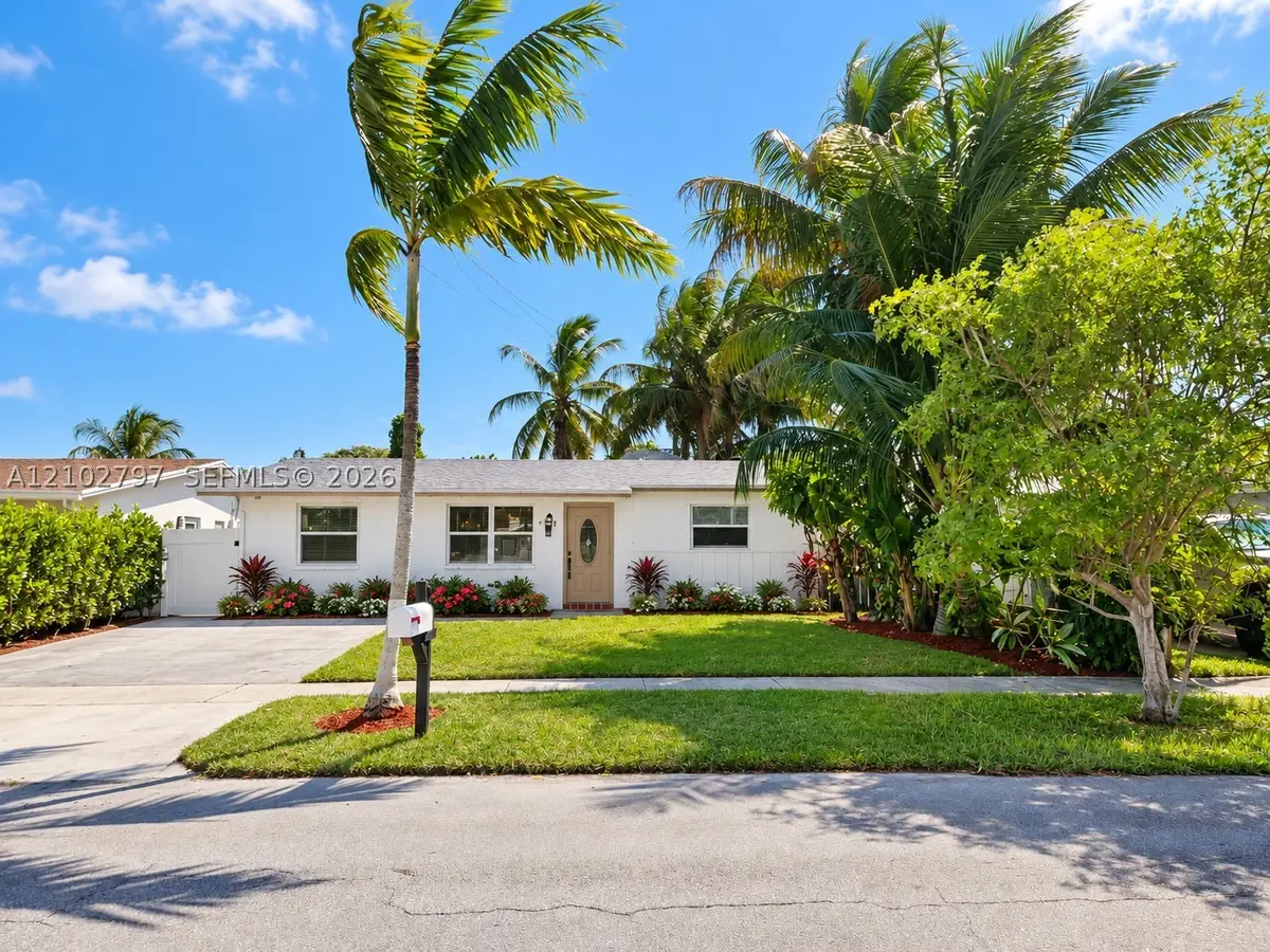 6330 Dawson, Hollywood, FL 33023 - #1