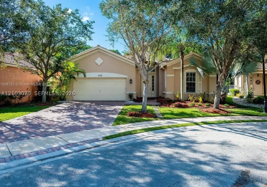 4339 W Whitewater, Weston, FL 33332 - #2