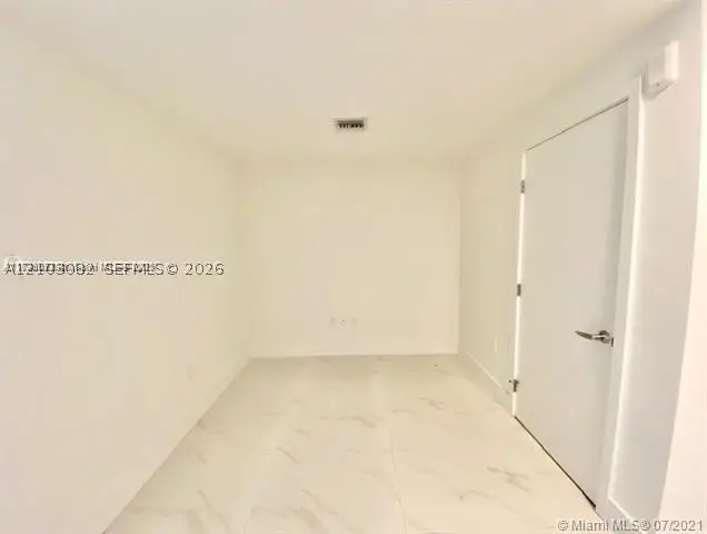 16385 Biscayne #702, North Miami Beach, FL 33160 - #3