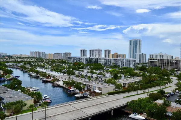 2500 Parkview #1208, Hallandale, FL 33009