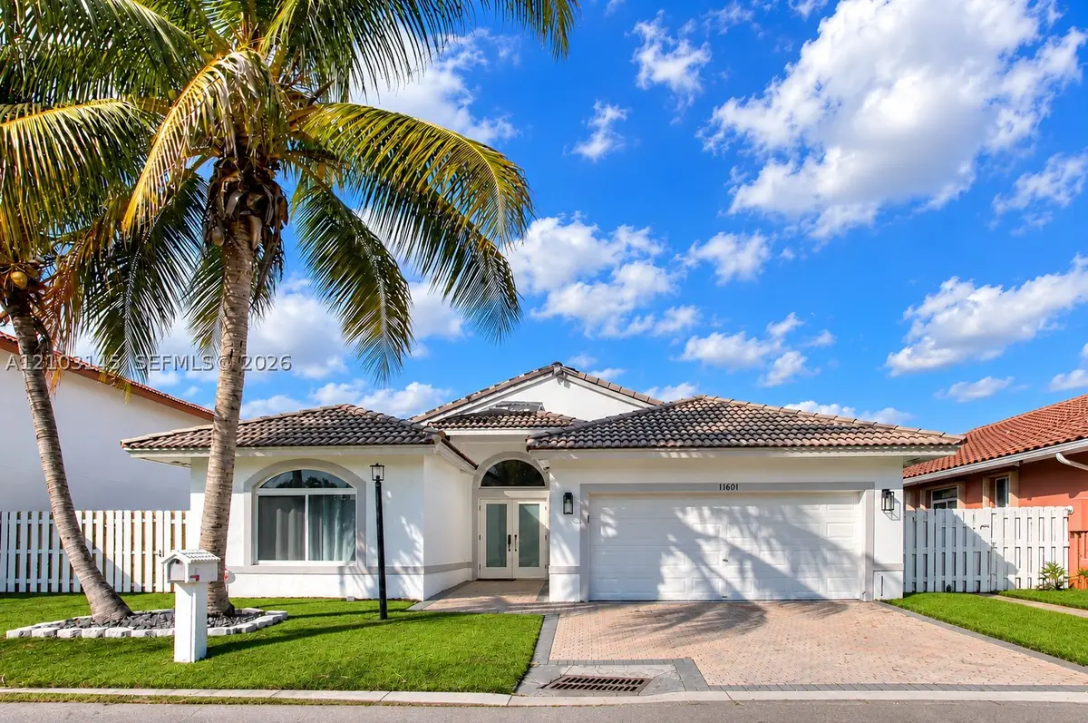 11611 SW 10th, Pembroke Pines, FL 33025 - #1