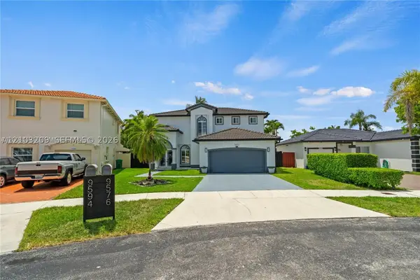 9576 SW 162nd, Miami, FL 33196