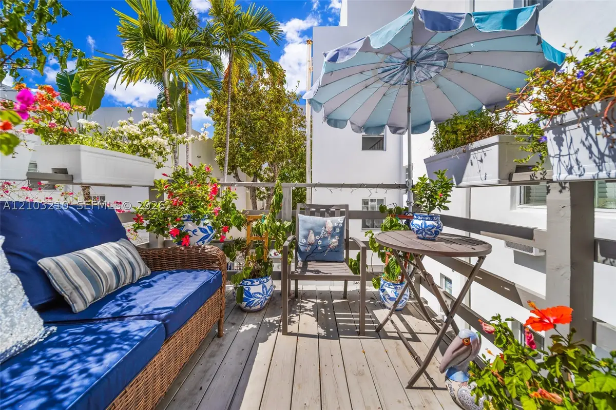 408 W 25th #8, Miami Beach, FL 33140 - #1