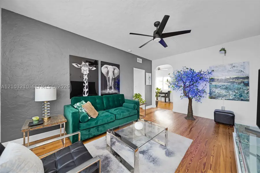 408 W 25th #8, Miami Beach, FL 33140 - #3