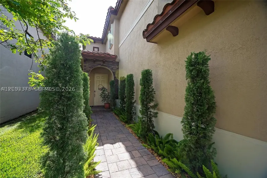 532 SE 34th, Homestead, FL 33033 - #2