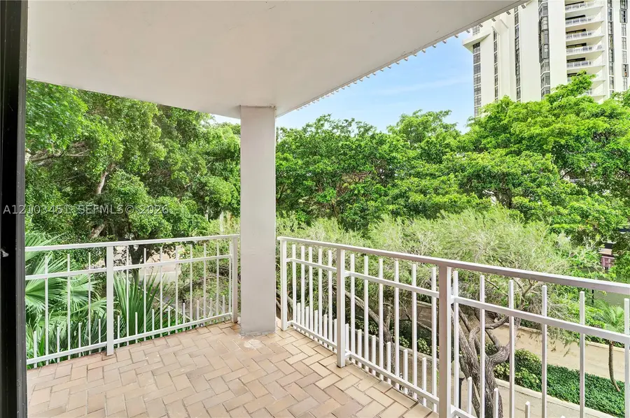2000 Towerside #301, Miami, FL 33138 - #3