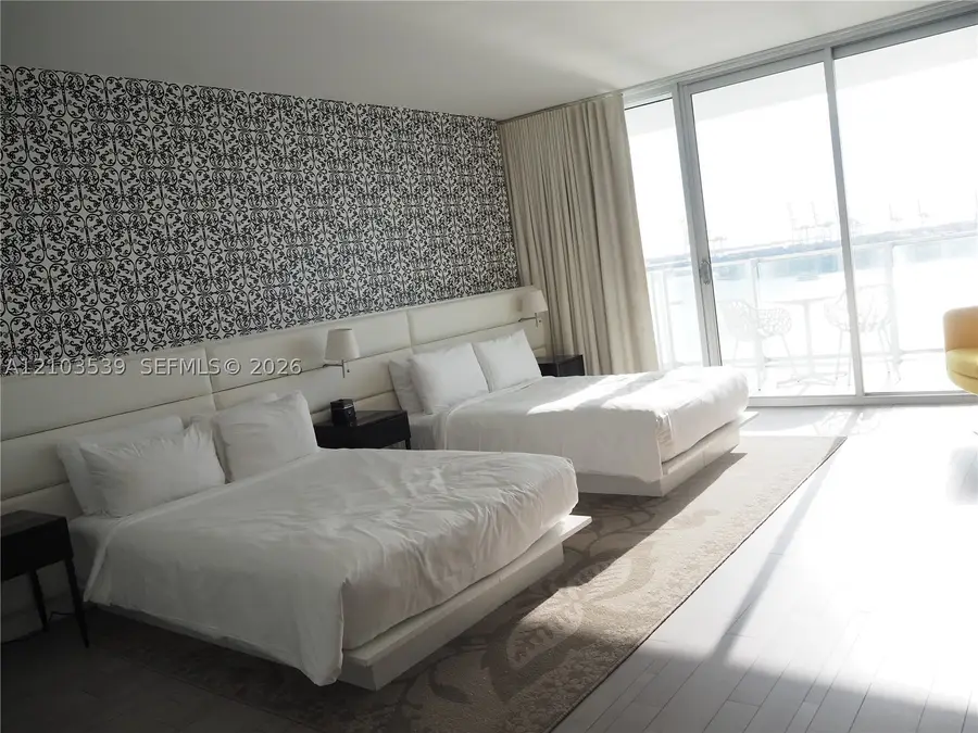 1100 West #1512, Miami Beach, FL 33139 - #2