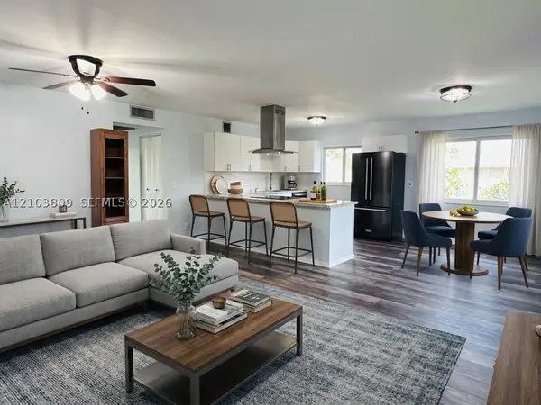 850 SW 133rd #318B, Pembroke Pines, FL 33027