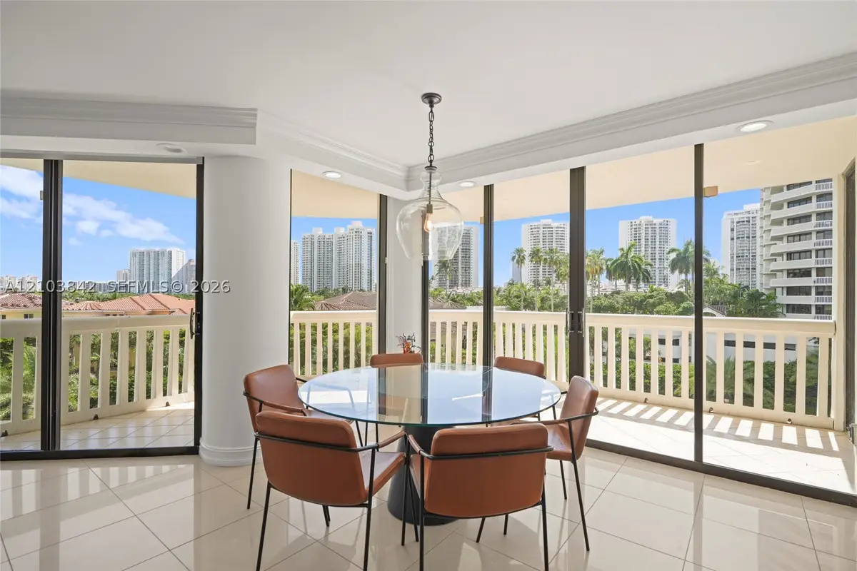1000 W Island #504, Aventura, FL 33160 - #1