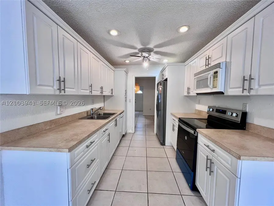 3302 Farragut #5A, Hollywood, FL 33021 - #2