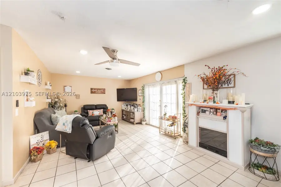851 Caroline, West Palm Beach, FL 33413 - #2