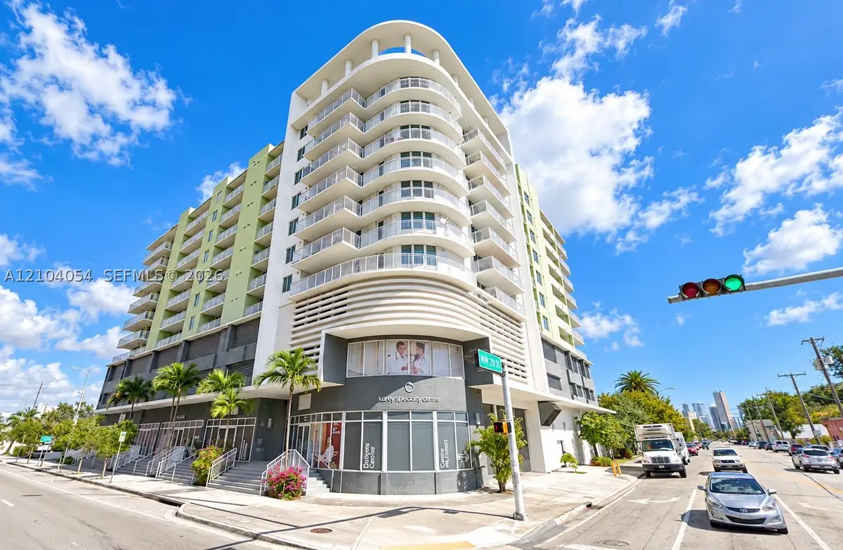 219 NW 12th #705, Miami, FL 33128 - #1