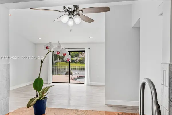 13740 Oak Ridge, Davie, FL 33325