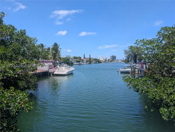7757 Crespi, Miami Beach, FL 33141