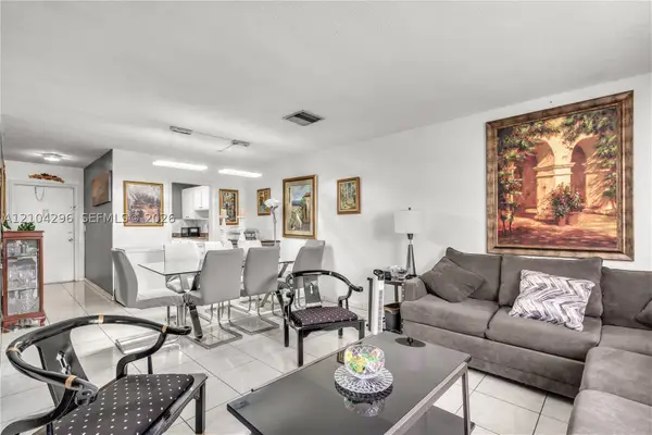 515 S Crescent #107, Hollywood, FL 33021