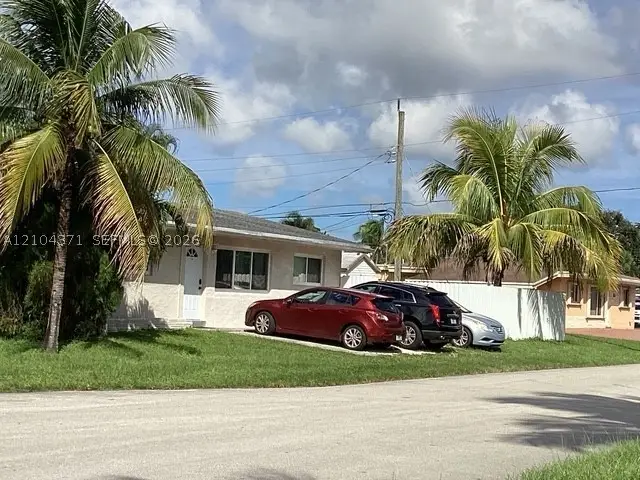 2101 N 57th, Hollywood, FL 33021 - #1