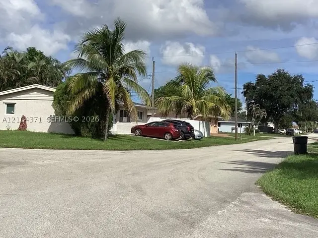 2101 N 57th, Hollywood, FL 33021 - #2