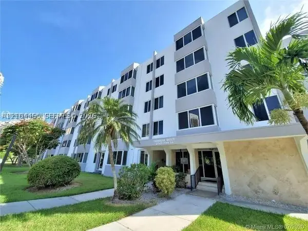 250 180th #560, Sunny Isles Beach, FL 33160
