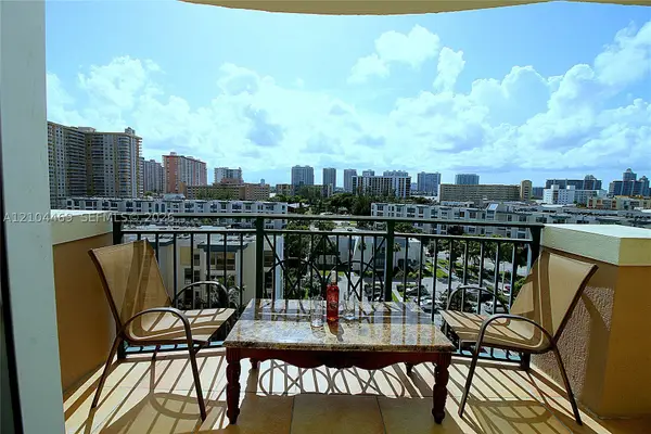 17555 W Atlantic #UPH6, Sunny Isles Beach, FL 33160