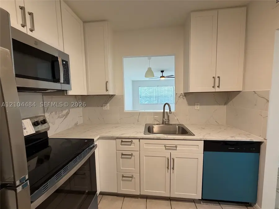 5001 W Oakland Park #305, Lauderdale Lakes, FL 33313 - #3