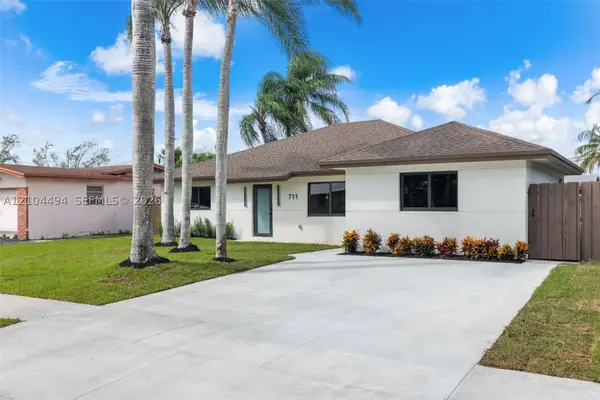 711 NW 8th, Dania Beach, FL 33004