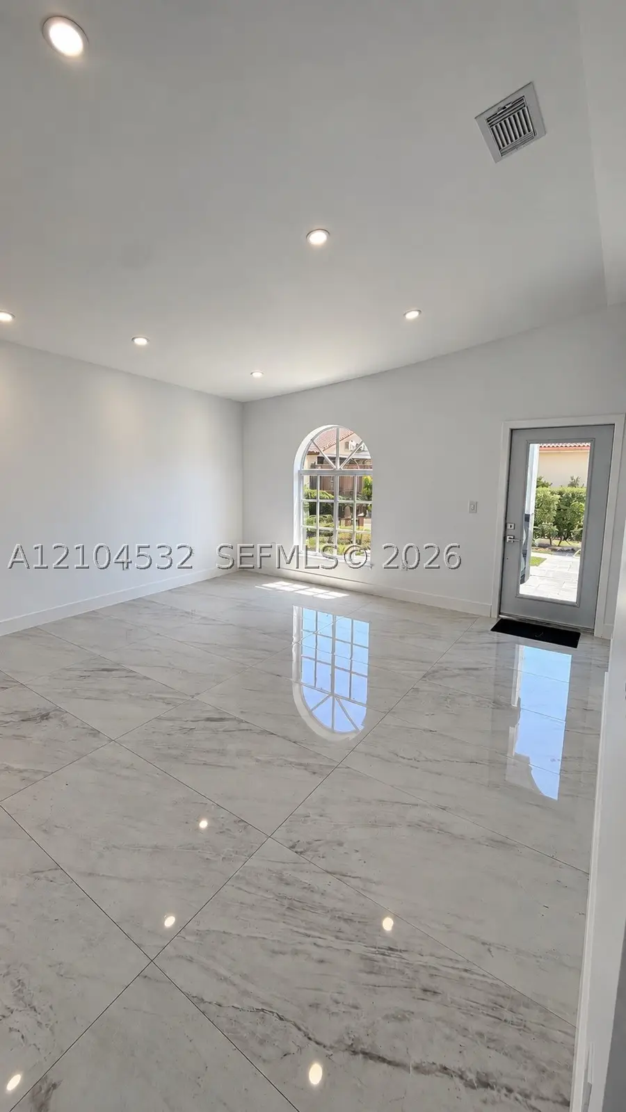 7001 W 35th, Hialeah, FL 33018 - #3