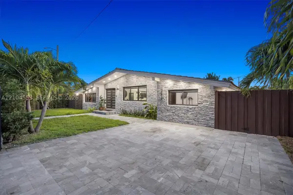 20930 NE 26th, Miami, FL 33180