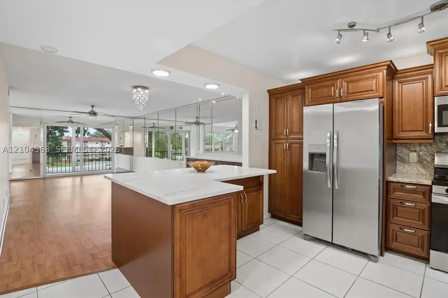 8911 S Hollybrook #310, Pembroke Pines, FL 33025 - #3