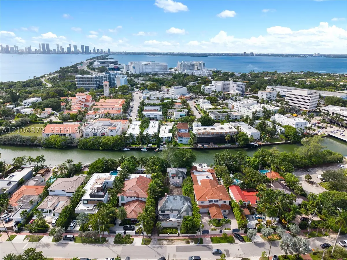 3746 Chase, Miami Beach, FL 33140 - #1