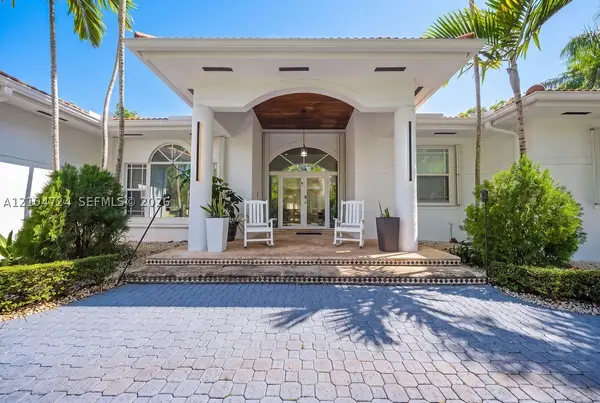 5750 SW 67th, Miami, FL 33143
