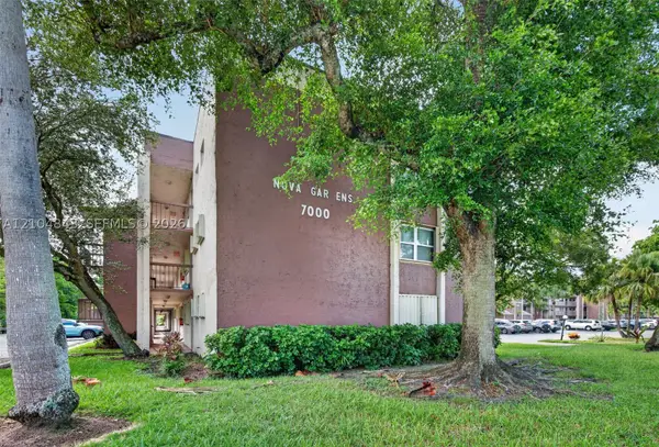 7000 Nova #301E, Davie, FL 33317