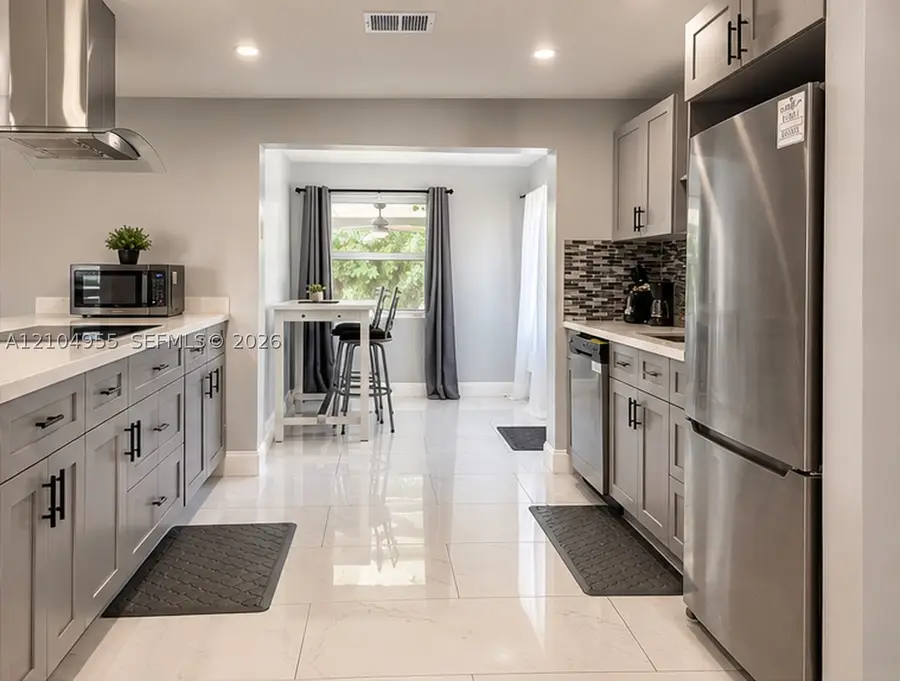9162 NW 26th, Sunrise, FL 33322 - #3