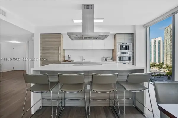 300 Sunny Isles #4-1802, Sunny Isles Beach, FL 33160