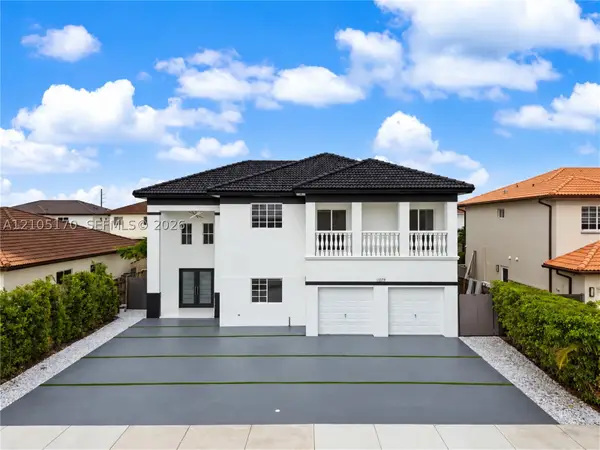 15579 SW 10th, Miami, FL 33194