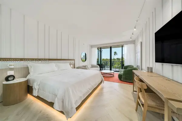 2201 Collins #302, Miami Beach, FL 33139
