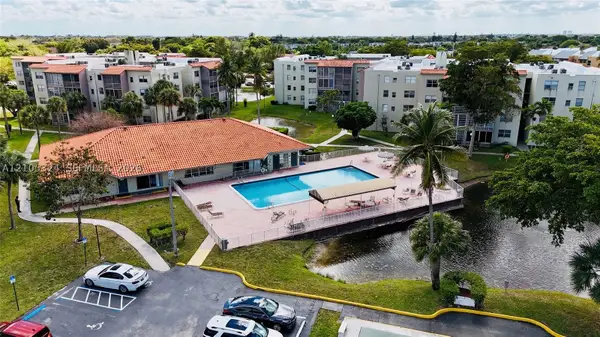 1800 SW 81st #1112, North Lauderdale, FL 33068