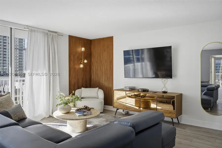 1200 Brickell Bay #1723, Miami, FL 33131 - #3