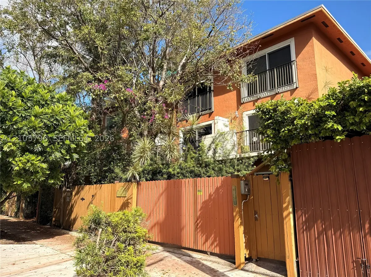 1611 SW 2nd #A111, Miami, FL 33129 - #1