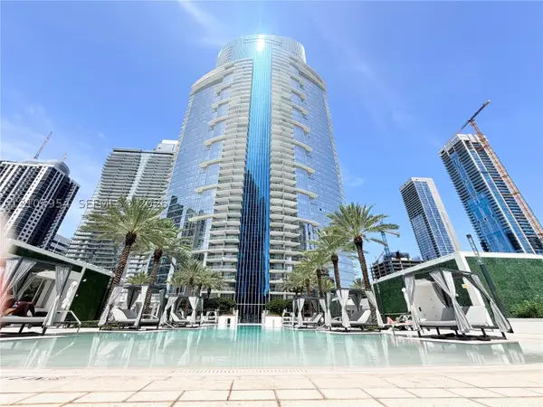 851 NE 1st #2406, Miami, FL 33132