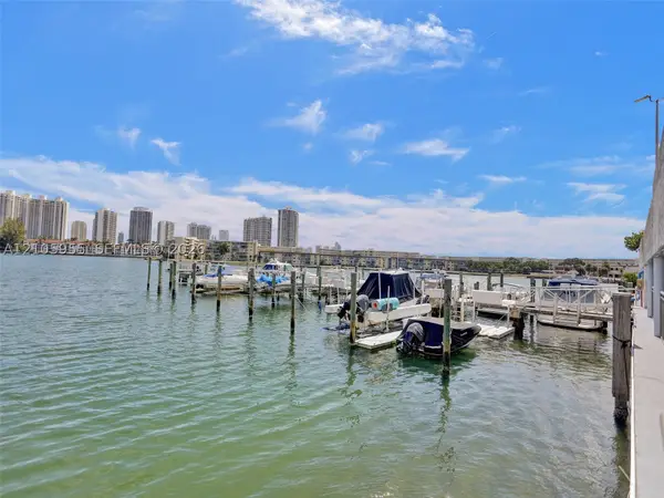 18011 Biscayne #1904, Aventura, FL 33160